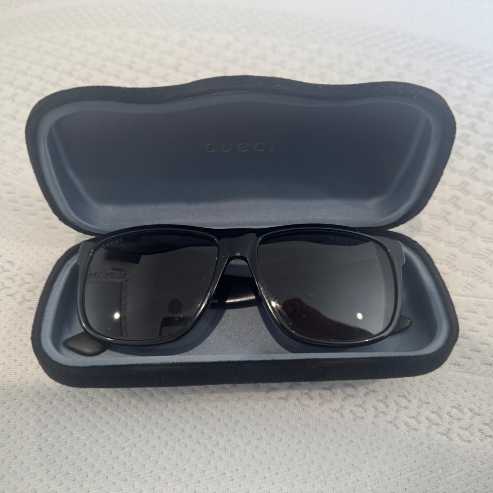 Gucci Sleek Black Sunglasses with Case